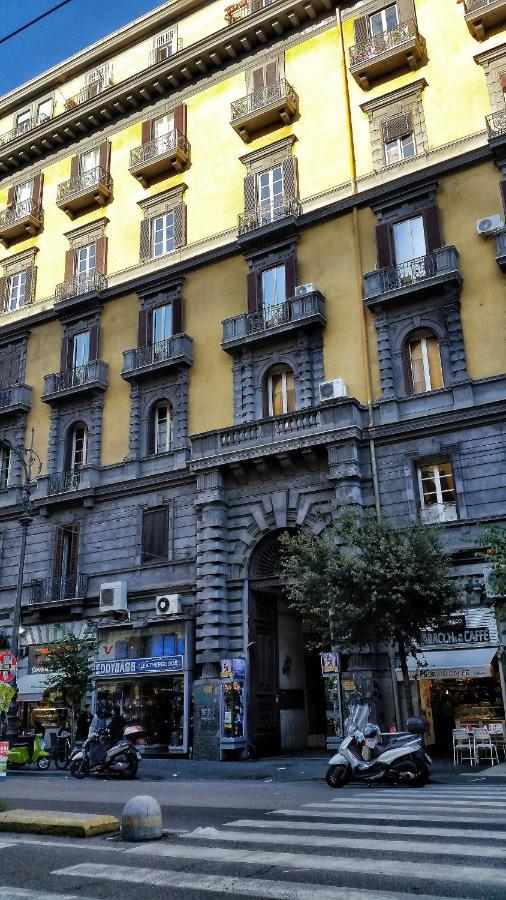 Univercity * Naples